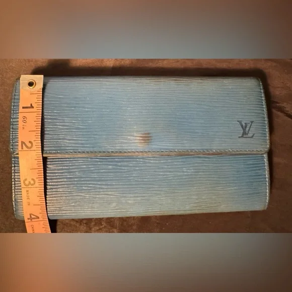LV EPI Blue Leather Bifold Wallet - Picture 5 of 16